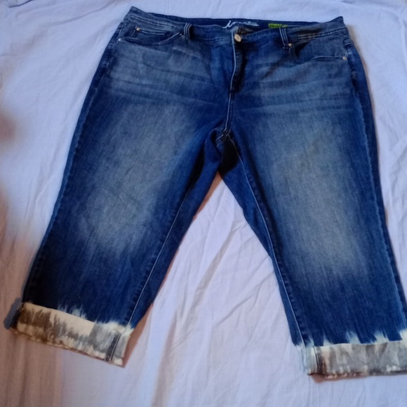 INC STRAIGHT LEG , ROLLED. SIZE 22W - Picture 1 of 12